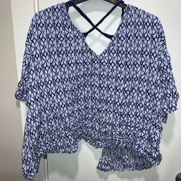 Cute Tie Up Shirt - Picture 2 of 3